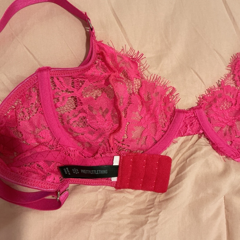 PrettyLittleThing Vibrant Pink Lace Bra